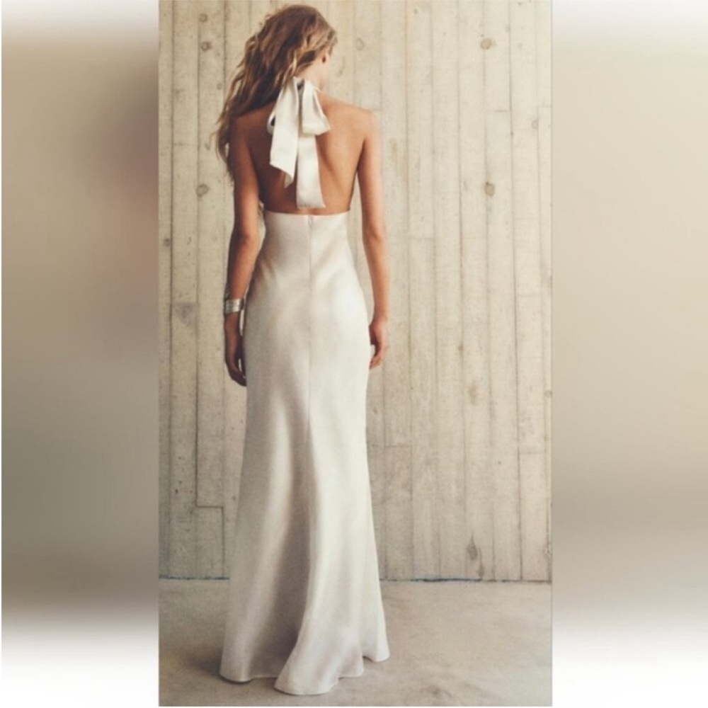 Long satin halter dress - Picture 8 of 12